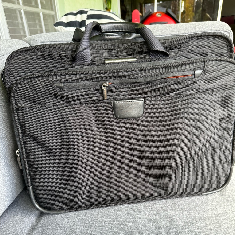 Briggs & Riley expandable 2-wheel briefcase.